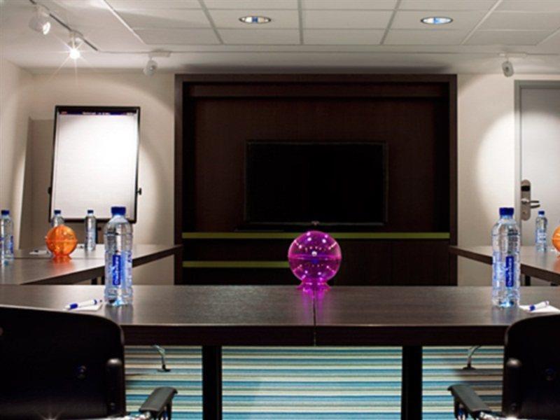 Hotel Aloft Schuman 3*